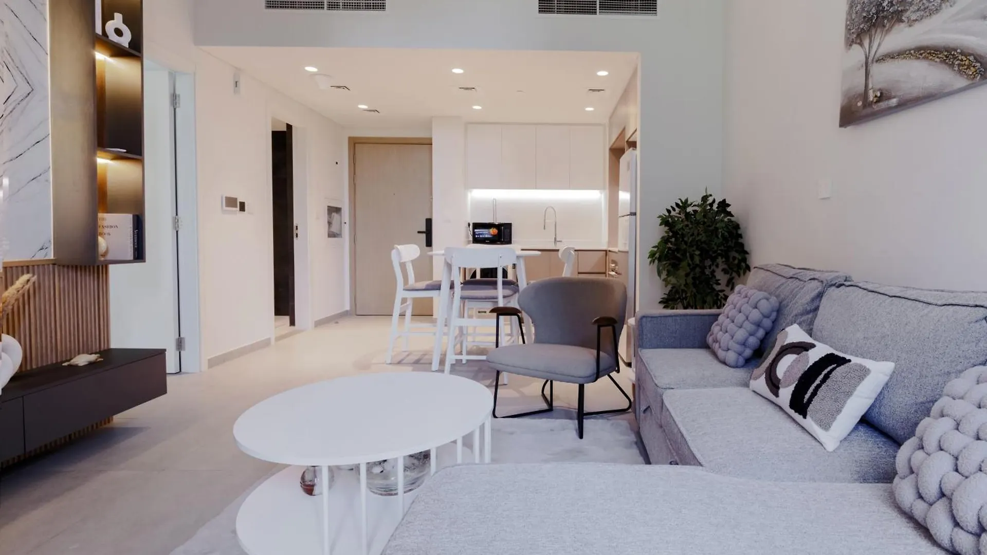 Sahab - Stunning 1Br With Terrace At The Bolivard Σάρτζα Διαμέρισμα