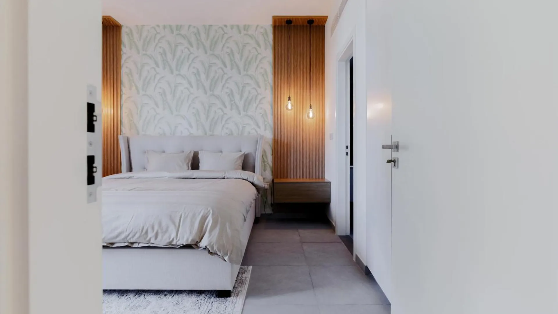 Sahab - Stunning 1Br With Terrace At The Bolivard Σάρτζα Διαμέρισμα